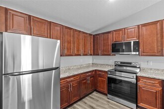 9116 Agate St in Port Charlotte, FL - Building Photo - Building Photo