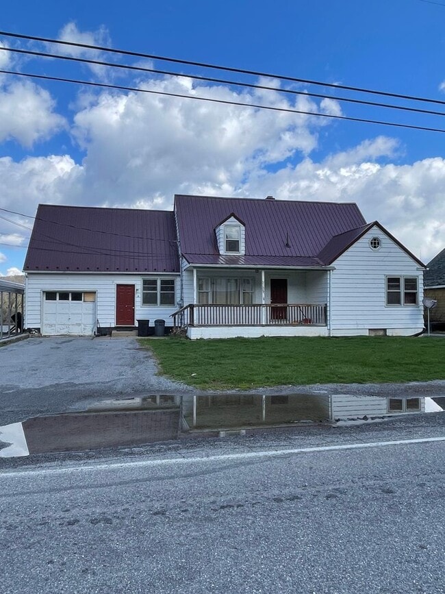 property at 2106 Old 220 Rd