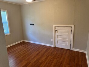 1110 Fairview Ave in Kingsport, TN - Foto de edificio - Building Photo