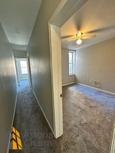 2108 Hollins St in Baltimore, MD - Building Photo - Building Photo