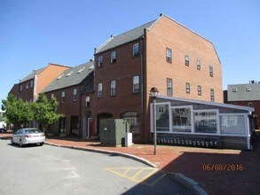 185 Stevens St in Hyannis, MA - Building Photo - Building Photo