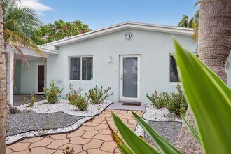 1232 NE 11th Ave in Fort Lauderdale, FL - Building Photo - Building Photo