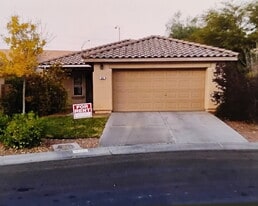 833 Bernini St in Las Vegas, NV - Building Photo