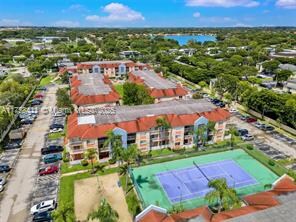 18860 NW 57th Ave, Unit # 204 in Hialeah, FL - Building Photo - Building Photo