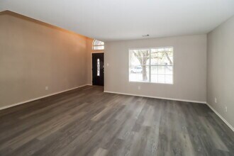 1504 Lorson Loop in Round Rock, TX - Building Photo - Building Photo