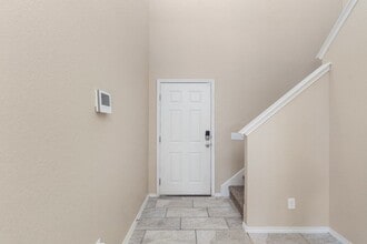 8323 Prickly Oak in San Antonio, TX - Building Photo - Building Photo