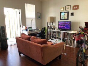 860 N Orange Ave, Unit 344 in Orlando, FL - Building Photo - Building Photo