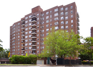 3611 Henry Hudson Pky in Bronx, NY - Building Photo - Building Photo