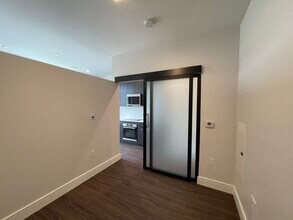 101 Summer St, Unit #303 in Boston, MA - Building Photo - Building Photo