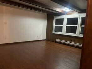 7192 Shannon Rd in Verona, PA - Foto de edificio - Building Photo