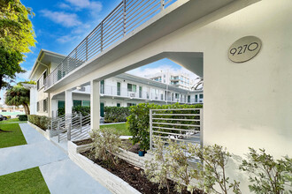 Infinity in Bay Harbor Islands, FL - Foto de edificio - Building Photo