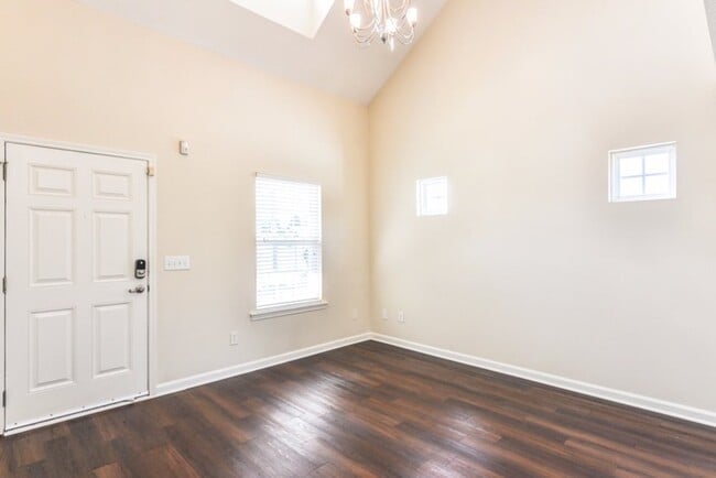 3041 Bracey Pl in Raleigh, NC - Building Photo - Building Photo