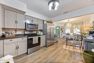 229 NE 1st St in Satellite Beach, FL - Building Photo - Building Photo