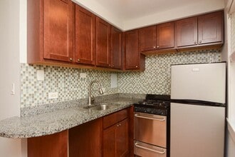 701 Elm Pl in Highland Park, IL - Building Photo - Building Photo
