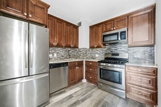 45 River Dr S in Jersey City, NJ - Foto de edificio - Building Photo