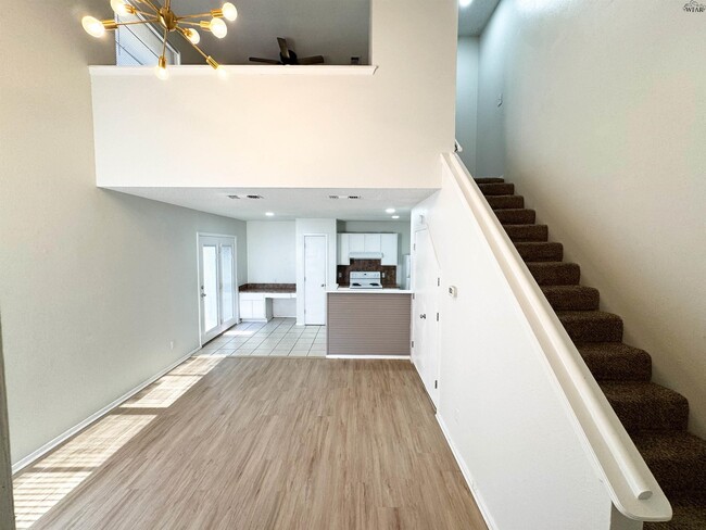property at 4511 Mistletoe Dr