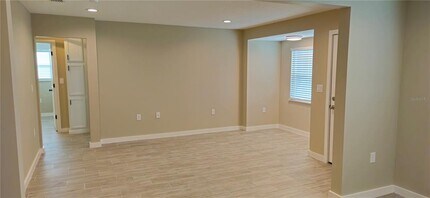 755 Bloxam Ave in Clermont, FL - Building Photo - Building Photo