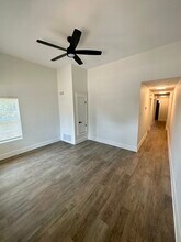 1019 Steves Ave in San Antonio, TX - Building Photo - Building Photo