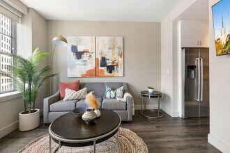 1111 Tulane Ave in New Orleans, LA - Building Photo - Building Photo