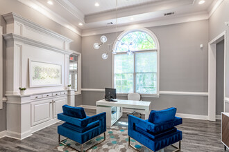 The Views in Snellville, GA - Foto de edificio - Interior Photo