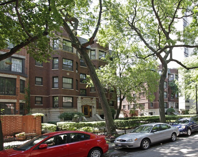 2700 North Hampden Court Chicago IL Apartments For Rent 2700 North Hampden Court Chicago IL Apartments For Rent