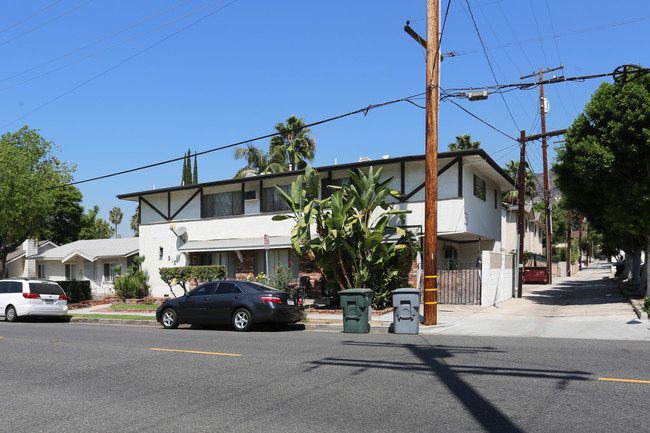 215 W Stocker St in Glendale, CA - Building Photo - Building Photo