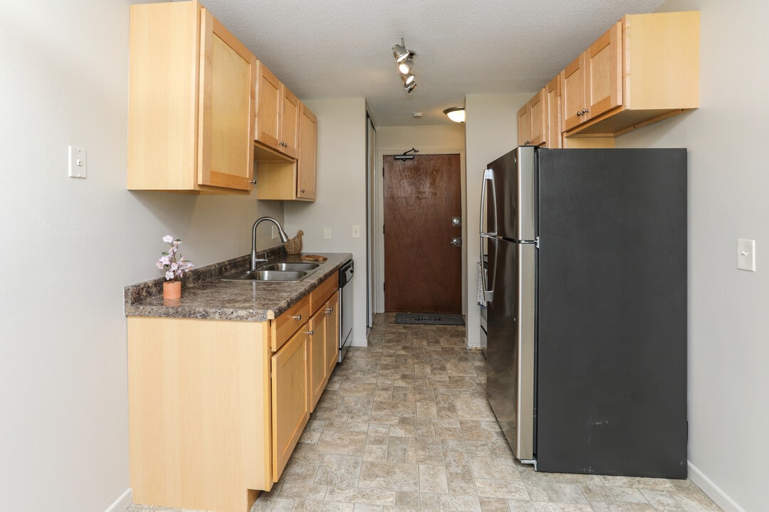 Ridgewood Apartments in Mounds View, MN - Foto de edificio