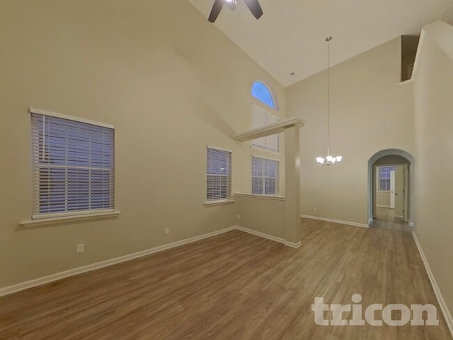 4908 Abercromby St in Charlotte, NC - Foto de edificio - Building Photo