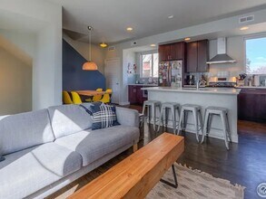 2038 High St in Denver, CO - Foto de edificio - Building Photo