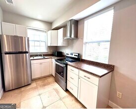 4236 E Cherokee Dr in Canton, GA - Building Photo - Building Photo