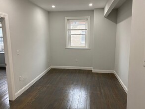 60 Queensberry St, Unit 17 in Boston, MA - Building Photo - Building Photo