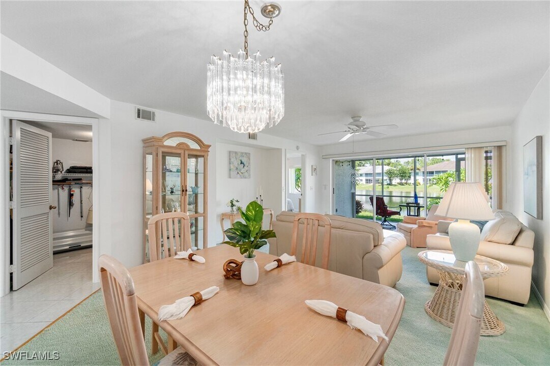 452 Belina Dr in Naples, FL - Building Photo