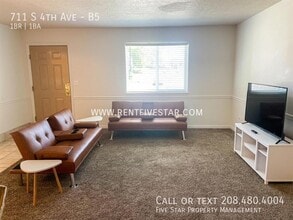 711 S 4th Ave in Pocatello, ID - Building Photo - Building Photo