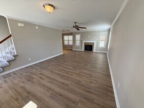 1124 Gilbert Station Ln in Knoxville, TN - Building Photo - Building Photo