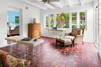 856 Tyler St in Hollywood, FL - Building Photo - Building Photo