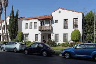 619 S Cochran Ave in Los Angeles, CA - Building Photo - Building Photo