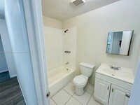 10805 SW 4th St in Miami, FL - Building Photo - Building Photo