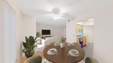 Woodlake in Albany, NY - Foto de edificio - Building Photo