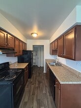 Riverbend Apartments in Grand Blanc, MI - Foto de edificio - Building Photo