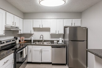 Highland on Briley in Nashville, TN - Foto de edificio - Interior Photo