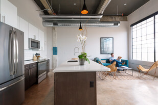 Denham Lofts Apartamentos