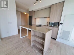 70 Annie Craig Dr in Toronto, ON - Building Photo - Building Photo