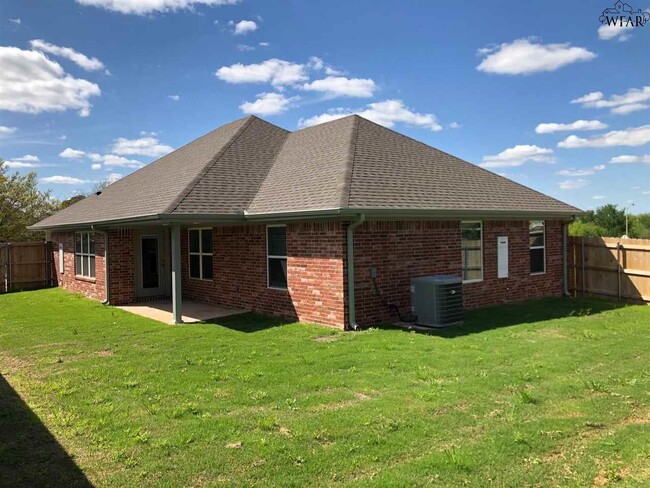 2009 Windmill Lake Ave in Wichita Falls, TX - Foto de edificio - Building Photo