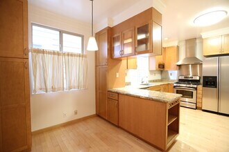 2566-2568-2568 22nd Ave in San Francisco, CA - Foto de edificio - Building Photo