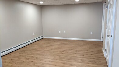 17 Columbus Rd in Woburn, MA - Building Photo - Building Photo