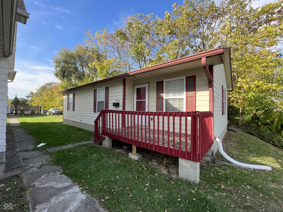 1940 Shelby St in Indianapolis, IN - Building Photo