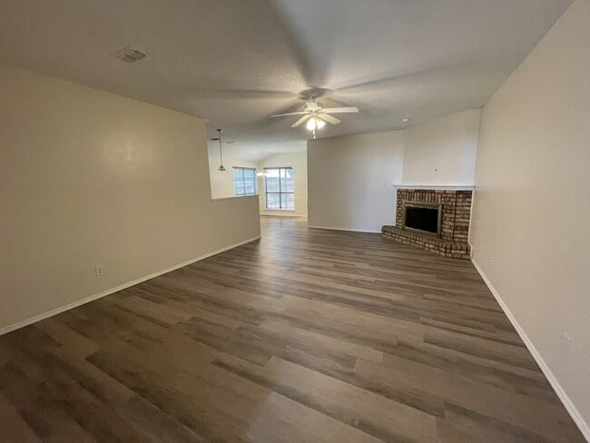 1605 Kirby Ave in Lubbock, TX - Building Photo - Building Photo