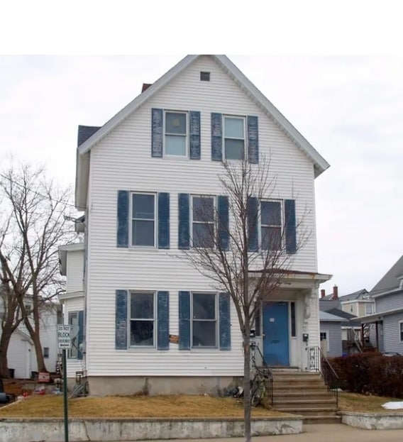 property at 260 Laurel St