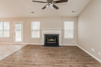 3913 Leghorn Ct in Charlotte, NC - Foto de edificio - Building Photo