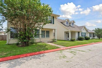 19511 Fletcher Way Dr in Houston, TX - Building Photo - Building Photo